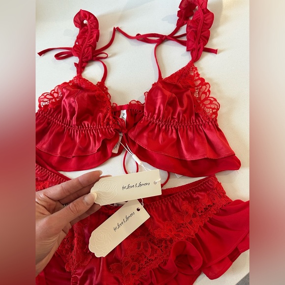 For love and lemons butterfly lace red lingerie set - Picture 9 of 13
